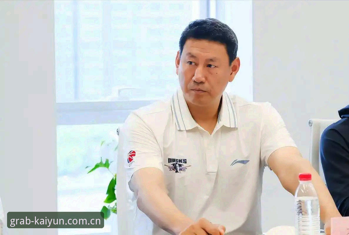 揭秘北京男篮换帅背后的真实考量——李楠接任并非偶然